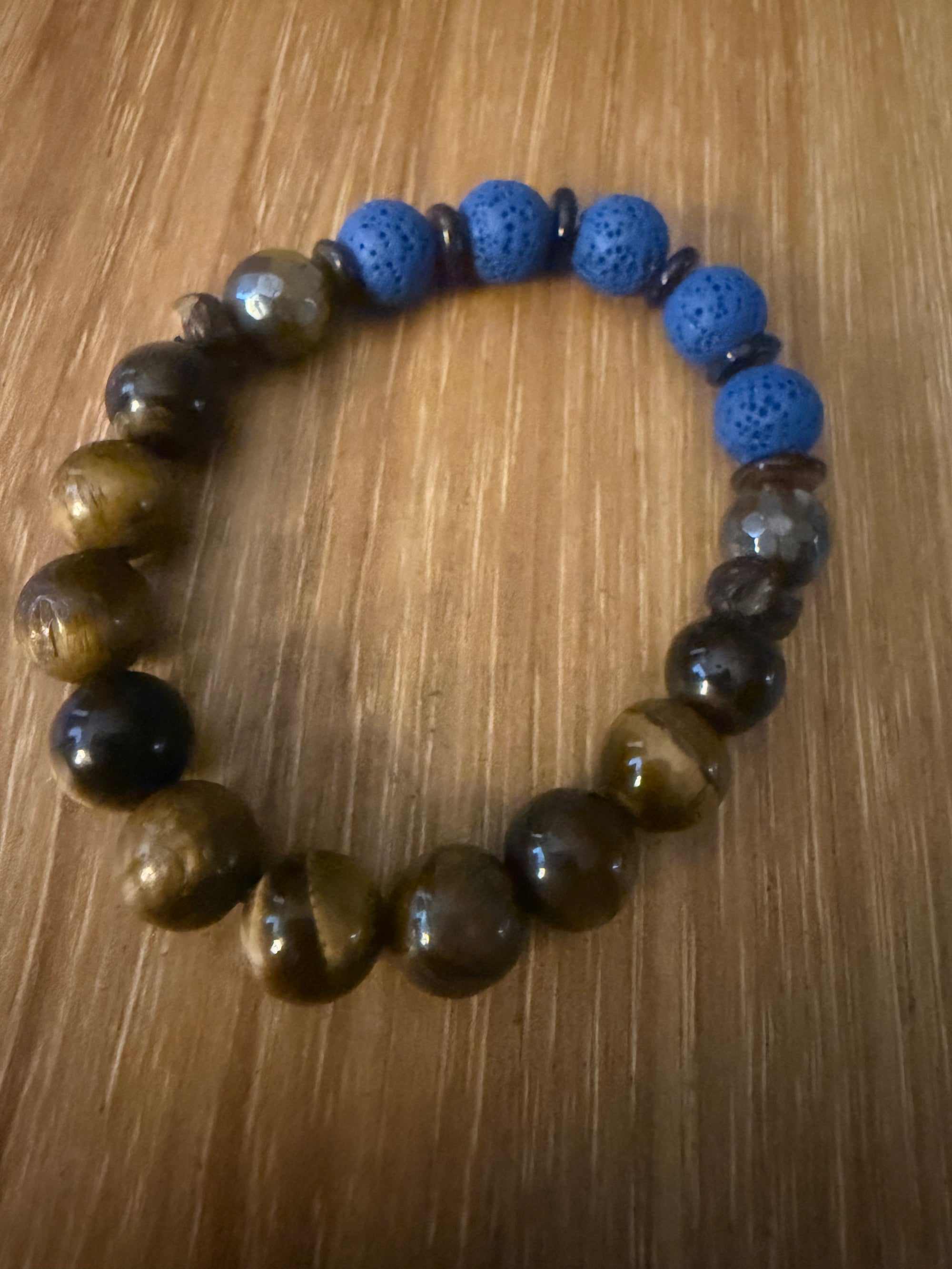 Courageous Flow Diffuser Beaded Bracelet